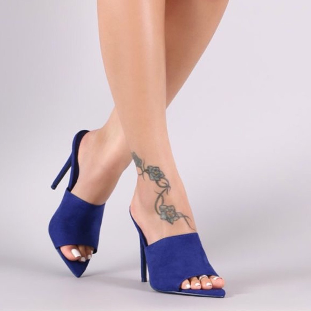 Sexy Slip on MULES π΅ - Picture 3 of 7